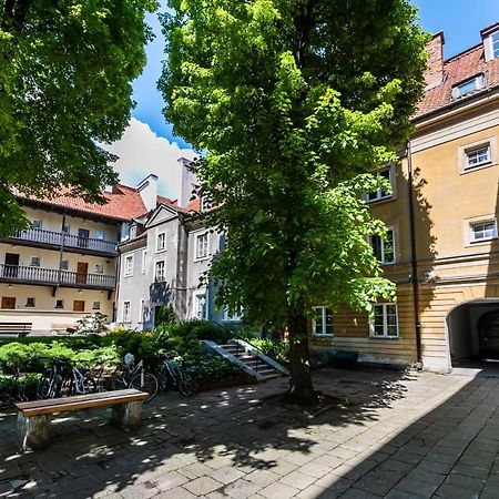 Comfortable Old Town Apartment Варшава Экстерьер фото