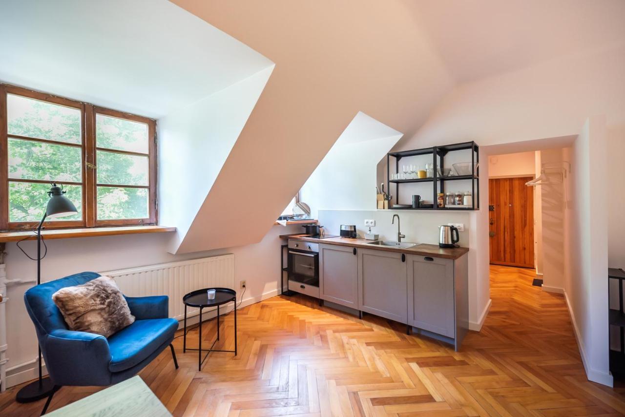 Comfortable Old Town Apartment Варшава Экстерьер фото